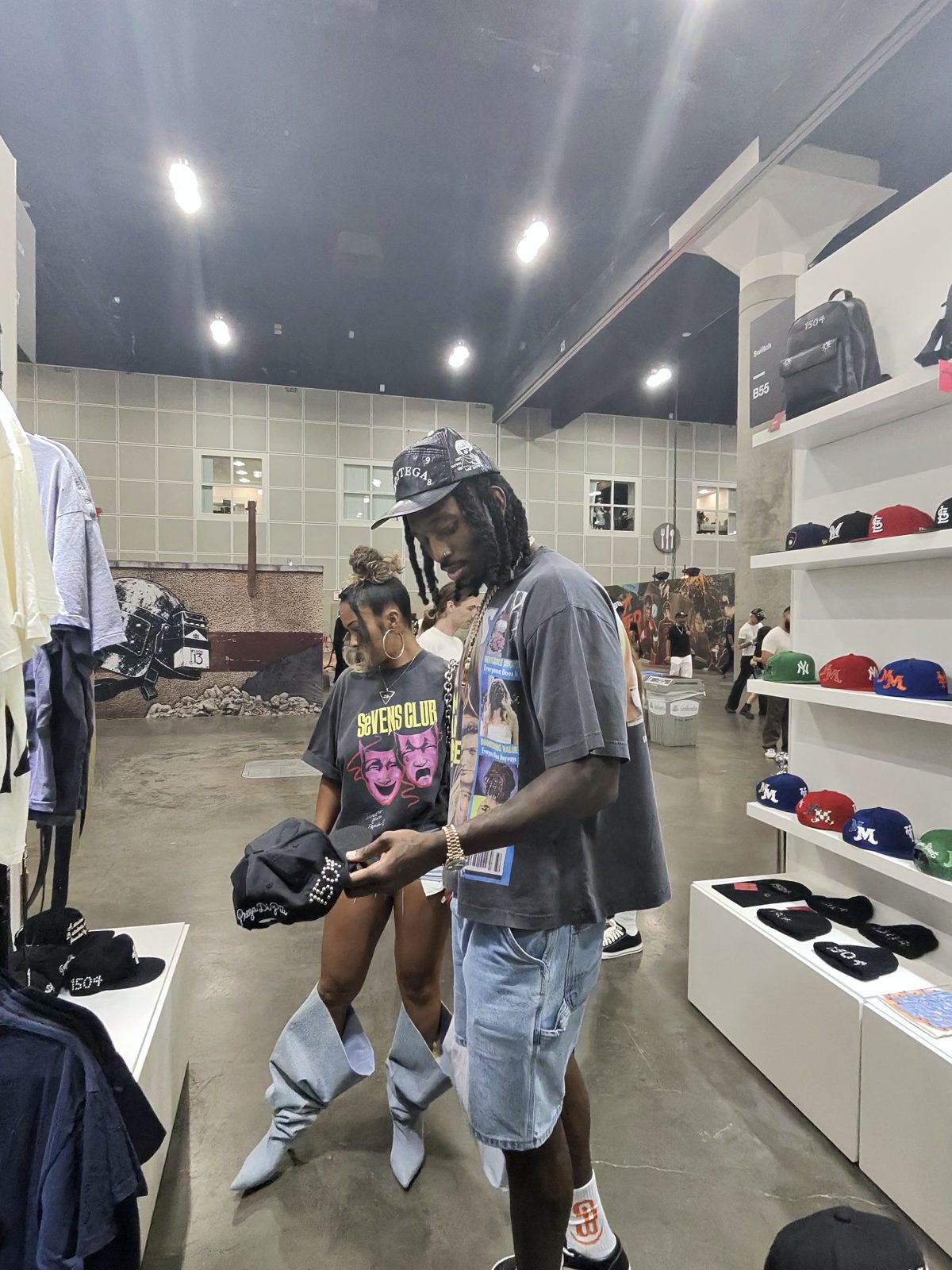 Shopping 1504 hats